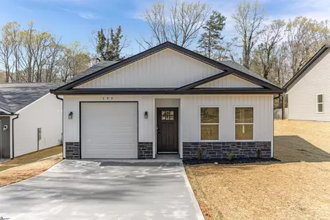 193 N Georgia Ave, Chesnee, SC 29323
