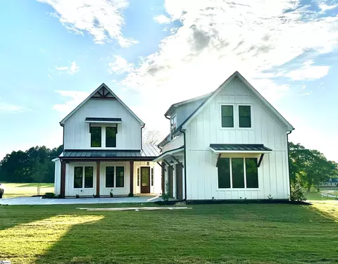 3716 Fork Shoals Rd, Simpsonville, SC 29681
