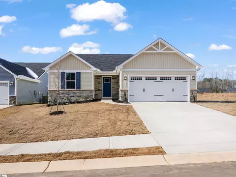 339 Josephine Dr, Woodruff, SC 29388