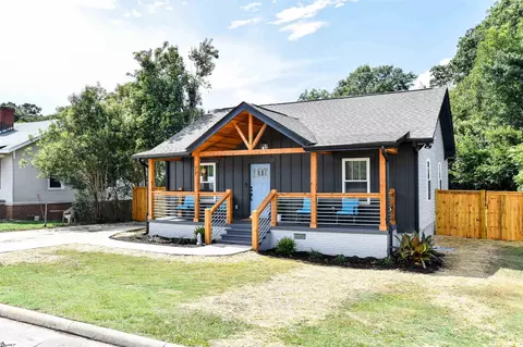 71 Dorsey Ave, Greenville, SC 29611