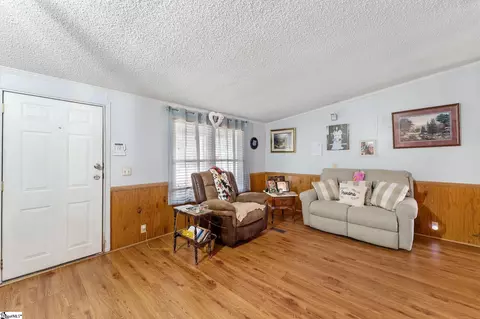458 Looper Rd, Pelzer, SC 29669 photo 3
