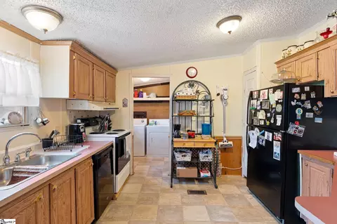 458 Looper Rd, Pelzer, SC 29669 photo 7