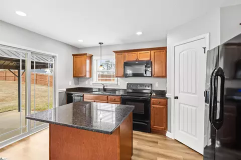 505 Bishop Rd, Inman, SC 29349 photo 9