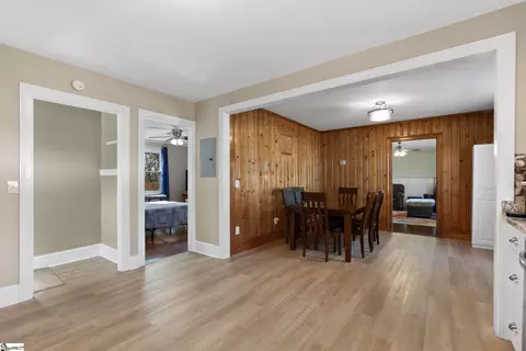 Entry Way - 200 Oates Ave, Easley, SC 29640 photo 1 of 1