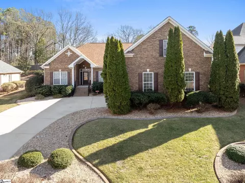 209 Ashworth Ln, Greer, SC 29650