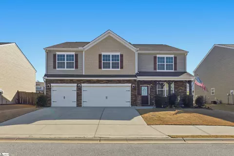 144 Lake Grove Rd, Simpsonville, SC 29681