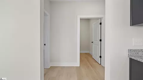 Entry Way - 512 Broad Creek Ct, Seneca, SC 29678 photo 3 of 3