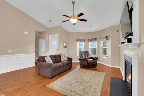 213 Shale Dr, Easley, SC 29642 photo 3