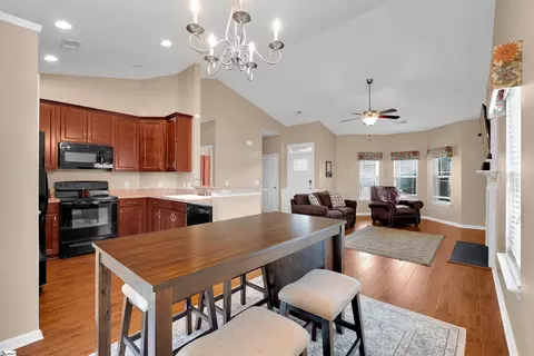 213 Shale Dr, Easley, SC 29642 photo 9