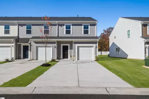 152 Randwick Ln, Greer, SC 29651