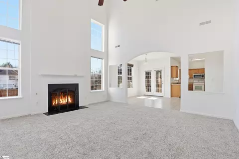 213 Worcester Ln, Easley, SC 29642 photo 9
