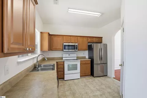 213 Worcester Ln, Easley, SC 29642 photo 12