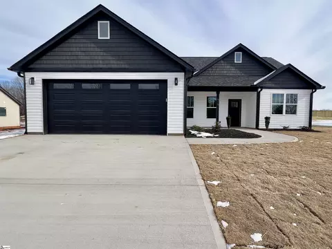 515 Bill Lattimore Rd, Chesnee, SC 29323