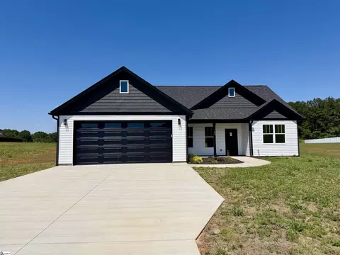 549 Bill Lattimore Rd, Chesnee, SC 29323