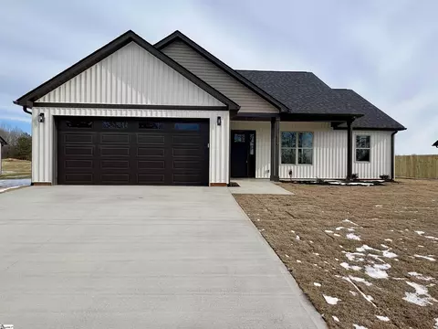 519 Bill Lattimore Rd, Chesnee, SC 29323