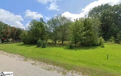 00 Blakely Ave, Laurens, SC 29360