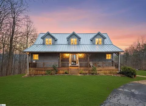 523 Upper Springs Rd, Pickens, SC 29671