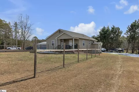 48 Fort Lindley Rd, Laurens, SC 29360