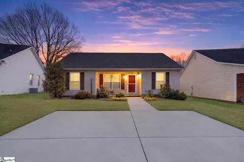 345 Bishop Hicks Ct, Inman, SC 29349