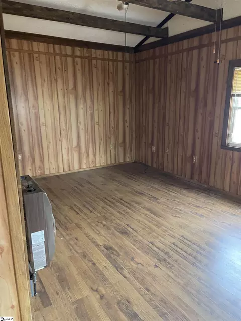 Bedroom - 4 Oak St, Ware Shoals, SC 29692 photo 1 of 2