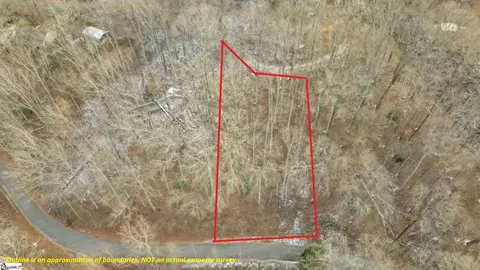 29 Forest Dr, Travelers Rest, SC 29690