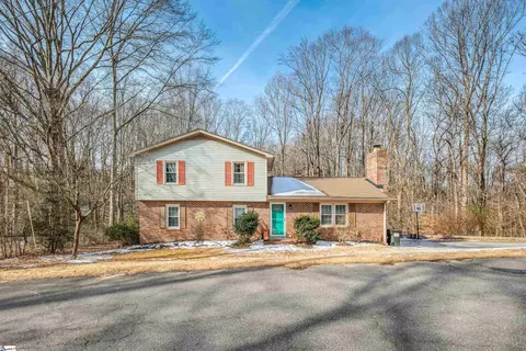 309 Elmwood St, Easley, SC 29642