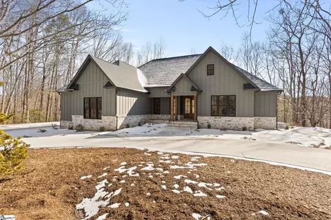 328 Glen Hollow Rd, Travelers Rest, SC 29690