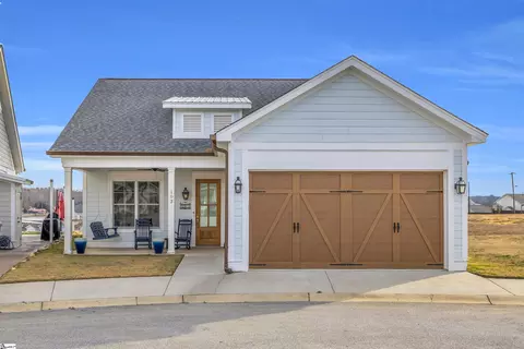 103 Cottage Ln, Greenwood, SC 29649