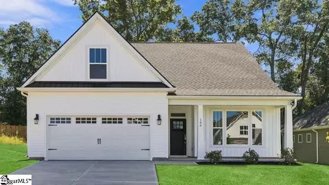 108 Watauga Rd, Fountain Inn, SC 29644