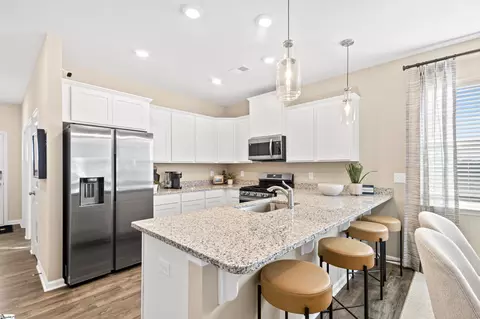 Kitchen - 1322 Strawberry Jam Rd, Lyman, SC 29365 photo 2 of 4