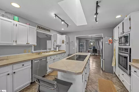 608 Hampton Rd, Liberty, SC 29657 photo 13