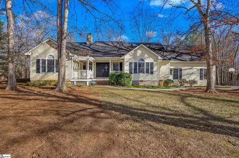 608 Hampton Rd, Liberty, SC 29657