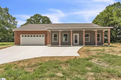 5138 N Old Laurens Rd, Gray Court, SC 29645