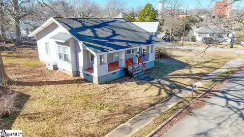 215 Louisiana St, Honea Path, SC 29654