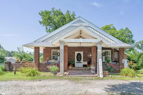 525 Crane Ave, Greenville, SC 29617