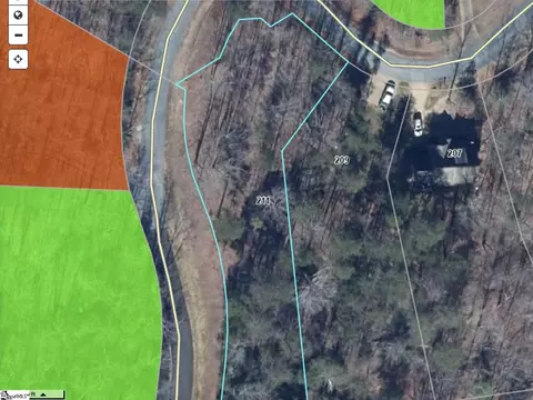 211 Cliffside Trl, Pickens, SC 29671