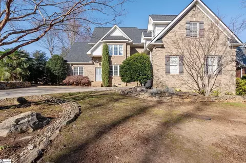 403 Mossy Ledge Ln, Simpsonville, SC 29681