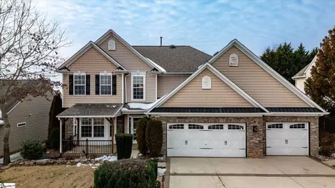 104 Windsor Creek Ct, Simpsonville, SC 29681