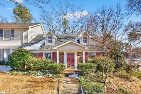 1206 Wenwood Cir, Greenville, SC 29607