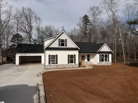 1727 Belle Shoals Rd, Pickens, SC 29671