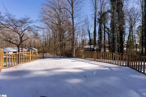 Exterior - 402 Pearle Dr, Easley, SC 29642 photo 5 of 9