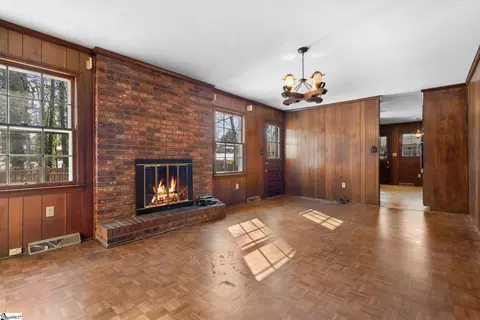 Living - 402 Pearle Dr, Easley, SC 29642 photo 6 of 6