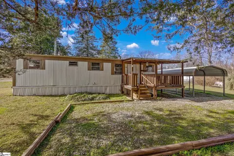 204 Hiles St, Easley, SC 29642