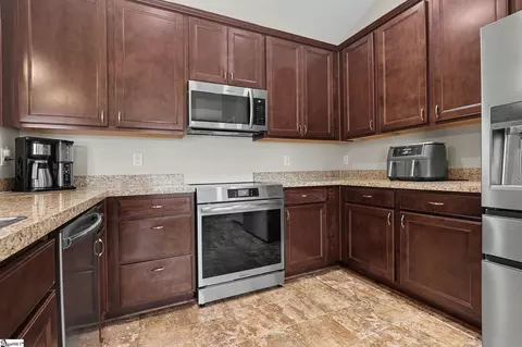 Kitchen - 159 Caledonia Dr, Easley, SC 29642 photo 2 of 2