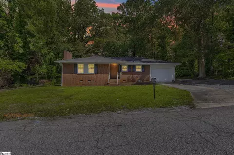 99 Saluda St, Spartanburg, SC 29301