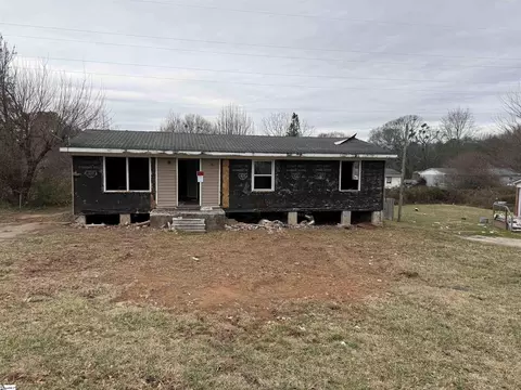 56 Thurgood Marshall Rd, Spartanburg, SC 29307