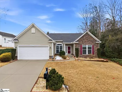 205 Allendale Abbey Ln, Simpsonville, SC 29681