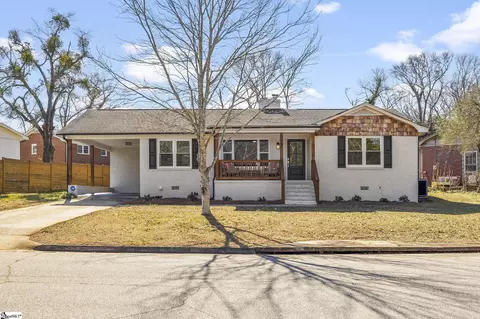 7 Hardale Ln, Greenville, SC 29607