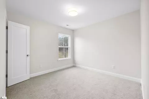 Bedroom - 1650 Clement Rd, Taylors, SC 29687 photo 5 of 6