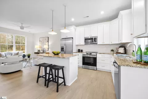 Kitchen - 1650 Clement Rd, Taylors, SC 29687 photo 2 of 3